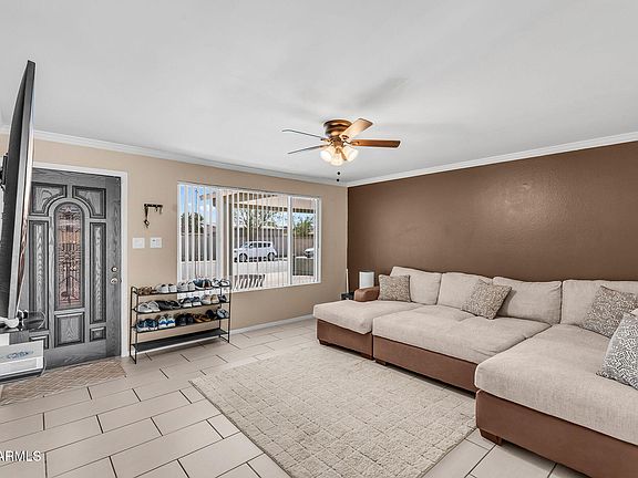 4th image of 4902 W SHERIDAN Street
