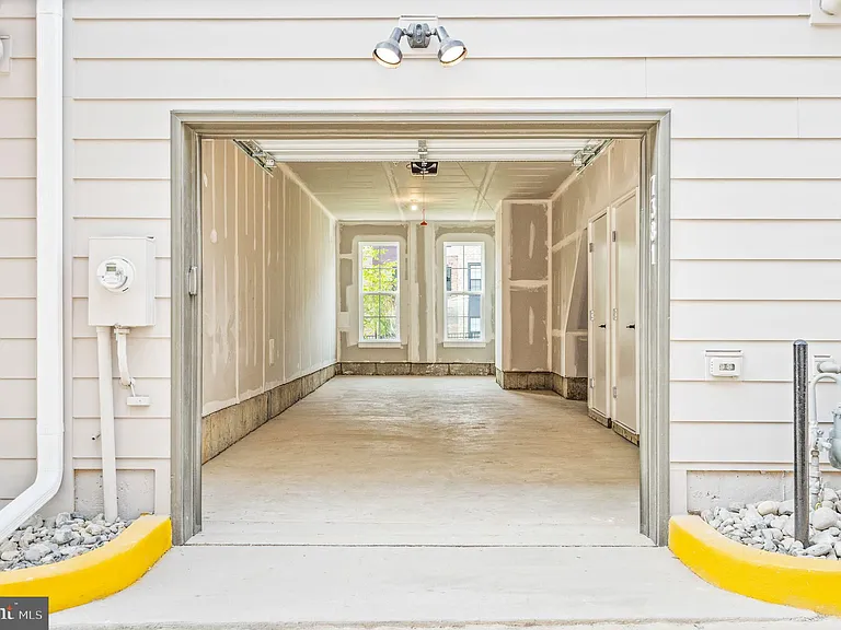 7381 Old Airfield Ln — Photo 44