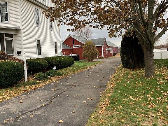 5th image of 1197 Enfield St