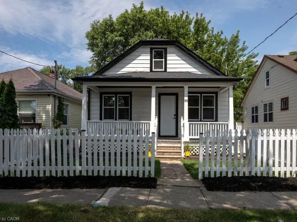 95 Chetwood St, Saint Catharines, ON L2S 2A6