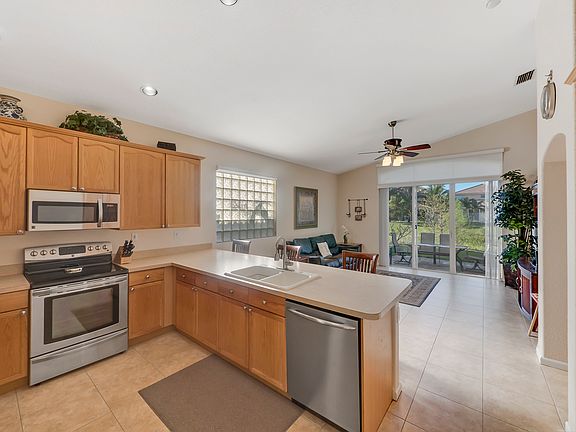 3rd image of 6893 Carolyn Way