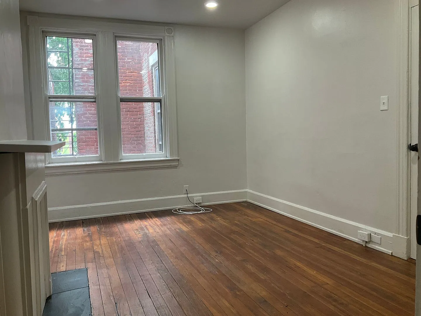 1 bed, 1.0 bath, 700 sqft, $995 — Photo 3