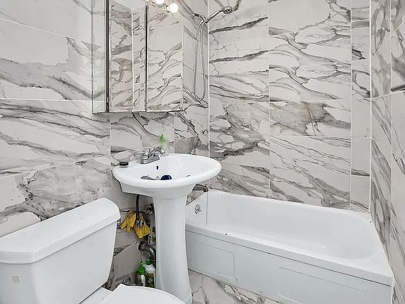 4th image of 465 W 49th St #2N