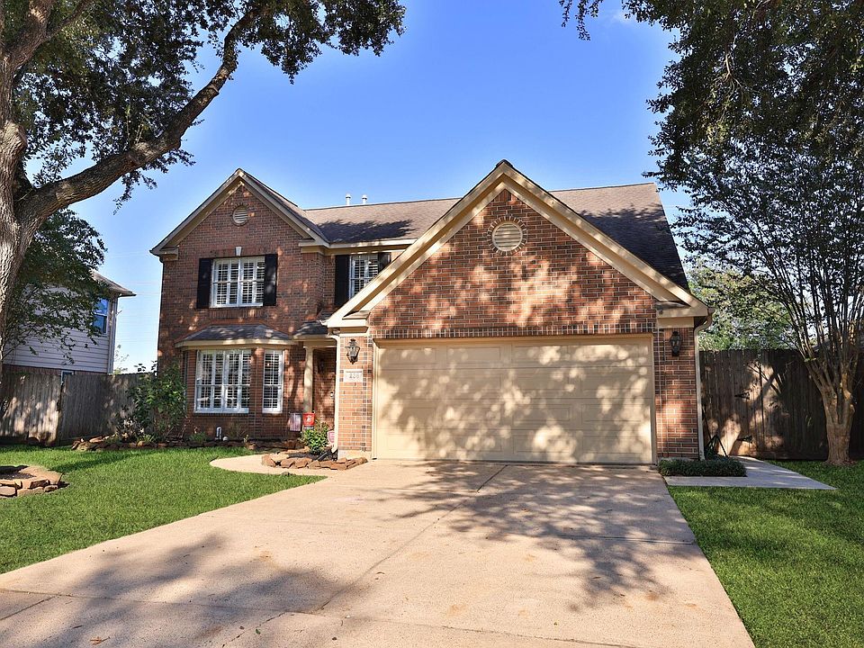 1st image of 236 Sunset Ridge Dr