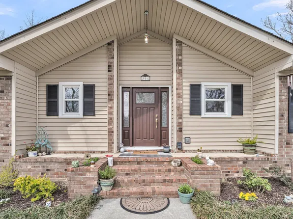 914 Aleppo Dr, Ladson, SC 29456