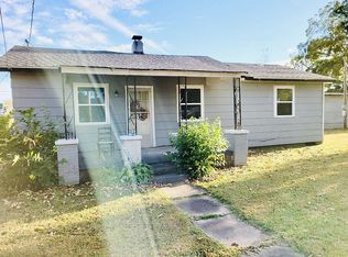 1126 Pioneer Rd, Henry, TN 38231