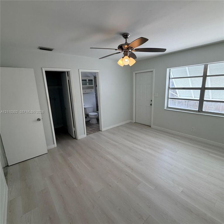 2416 SE 2nd St #1, photo 9