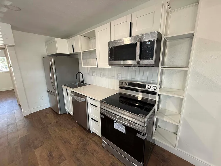 5001 Bowser Ave #221 — Photo 5