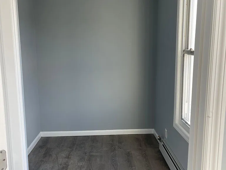 568 Bergen St — Photo 6