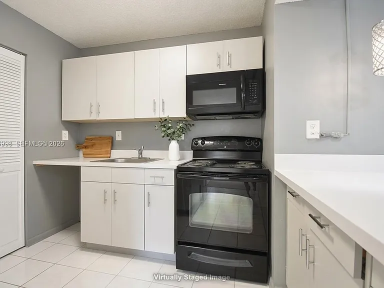 20741 NE 4th Ct #104 — Photo 35