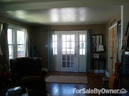 3rd image of 618 Arabella St