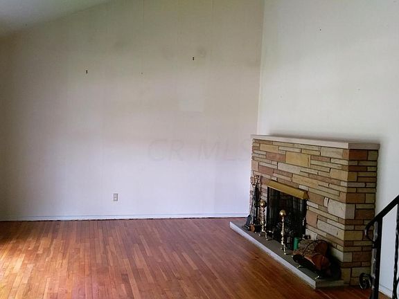 2nd image of 1125 Manfeld Dr