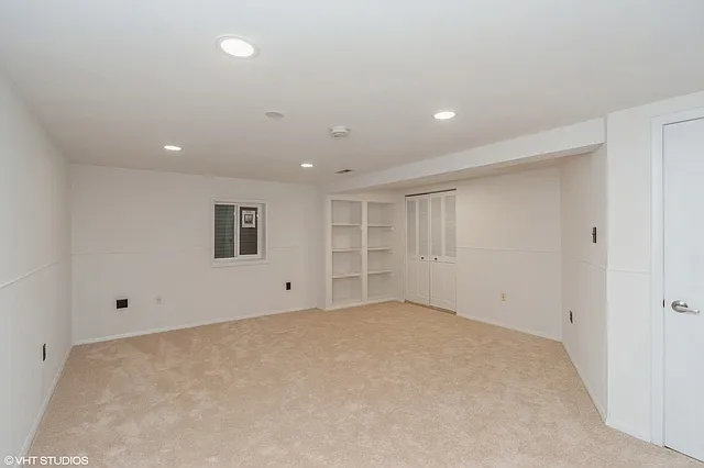 410 Tanglewood Ct — Photo 19
