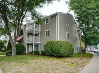 36 Silver Hill Ln APT 23, Natick, MA 01760