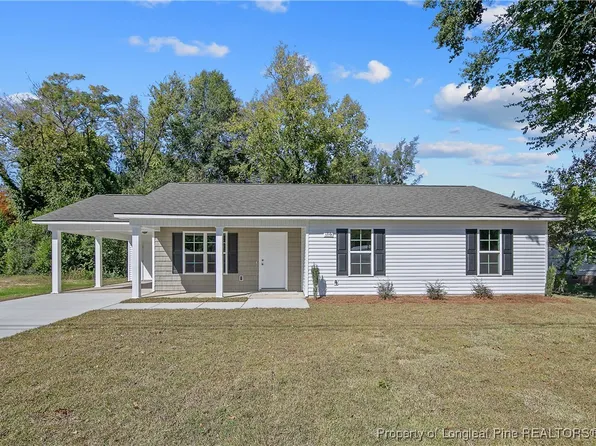 1316 Hamlet St, Fayetteville, NC 28306