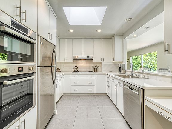 3rd image of 1704 San Anselmo Ave