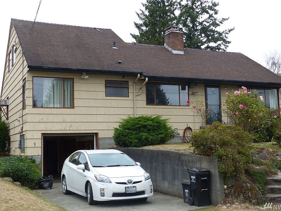 2nd image of 12720 1st Ave NW
