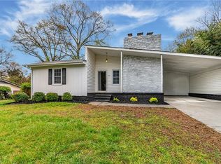 208 E Belvedere Rd, Greenville, SC 29605