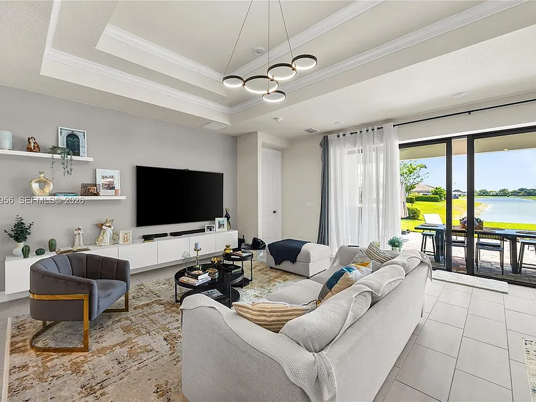 4549 Pinehurst Trl — Photo 2