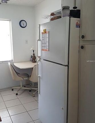 4th image of 2060 Marilyn St APT 223