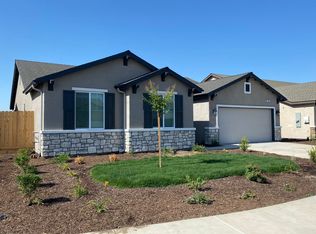 2143 Tamworth Ave, Tulare, CA 93274