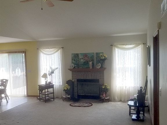 2nd image of 707 Lovechio Dr