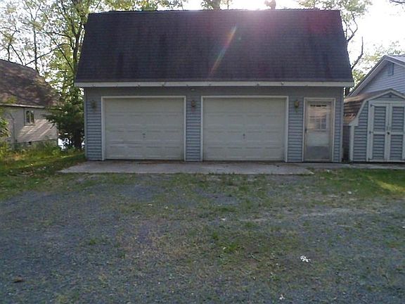 3rd image of 79 S Emerson Dr