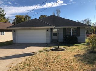936 W Catalpa St, Springfield, MO 65807