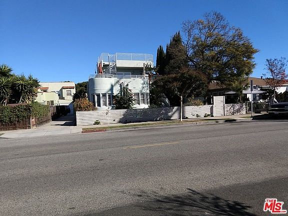 5th image of 2505 20th St #2509