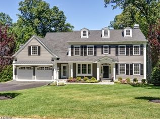 90 Highland Ave, Chatham, NJ 07928