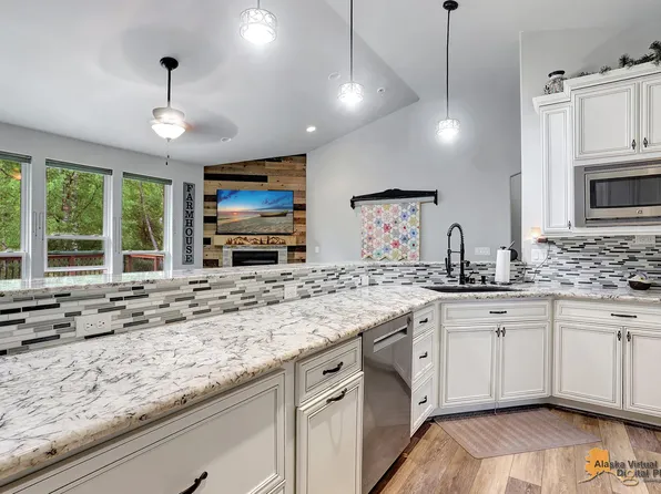 2741 S Duck Cir, Wasilla, AK 99654