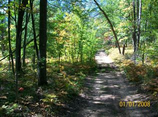 Glengrove Ave, Grayling, MI 49738