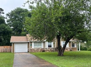159 Crystal Dr, Ozark, AL 36360