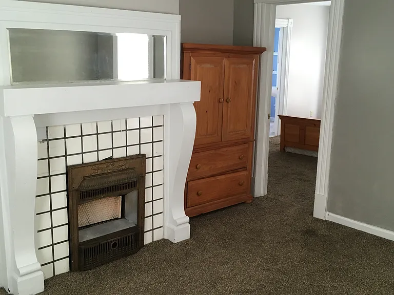 543 6th Ave #2 — Photo 3