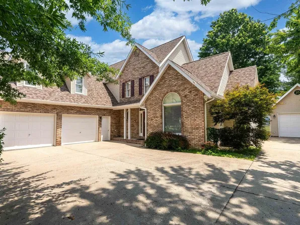 1803 N Dawn Dr, Marion, IL 62959