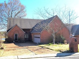 5355 Masters Dr S, Olive Branch, MS 38654