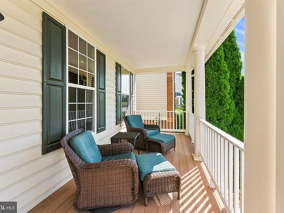 3rd image of 5520 Adamstown Commons Dr