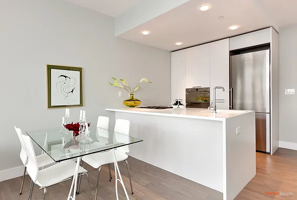 Sold by Modern Spaces | media 17