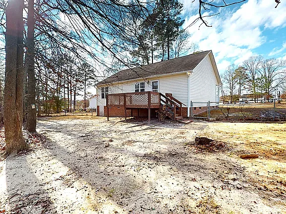 115 Stoneview Cir — Photo 29