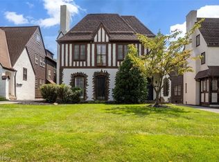 18004 Winslow Rd, Shaker Heights, OH 44122