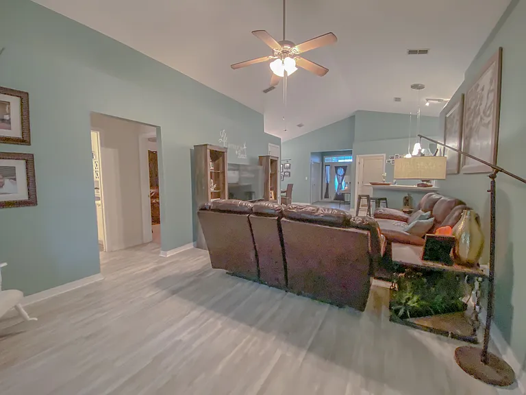115 Secret Harbor Dr — Photo 11