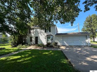 205 W 9th St, Stromsburg, NE 68666
