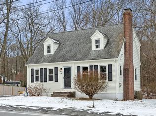 98 John Carver Rd, Reading, MA 01867