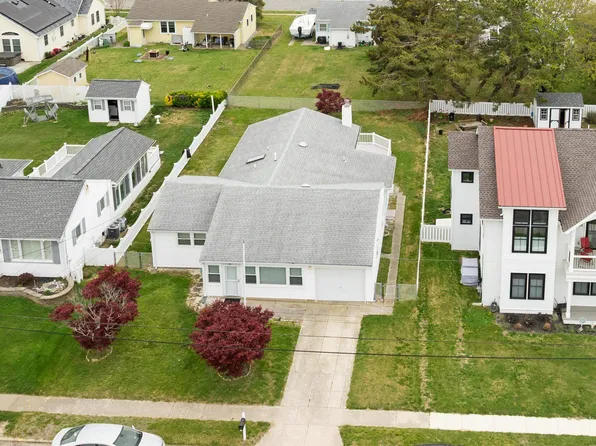 717 Pacific Ave, Cape May, NJ 08204