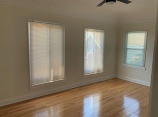 1040 1/2 Laguna Ave, Los Angeles, CA 90026