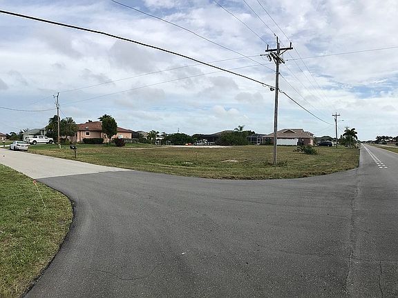 3rd image of 3617 Gulfstream Pkwy