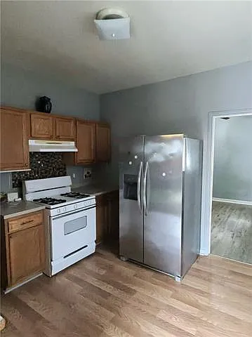 707 S Solomon St — Photo 3