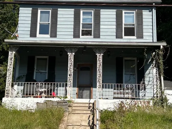 814 Friedensburg Rd, Reading, PA 19606