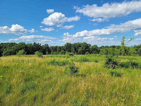 4th image of N4524 Prairie Knoll Cir