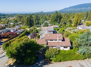 2945 Mahon Ave, North Vancouver, BC